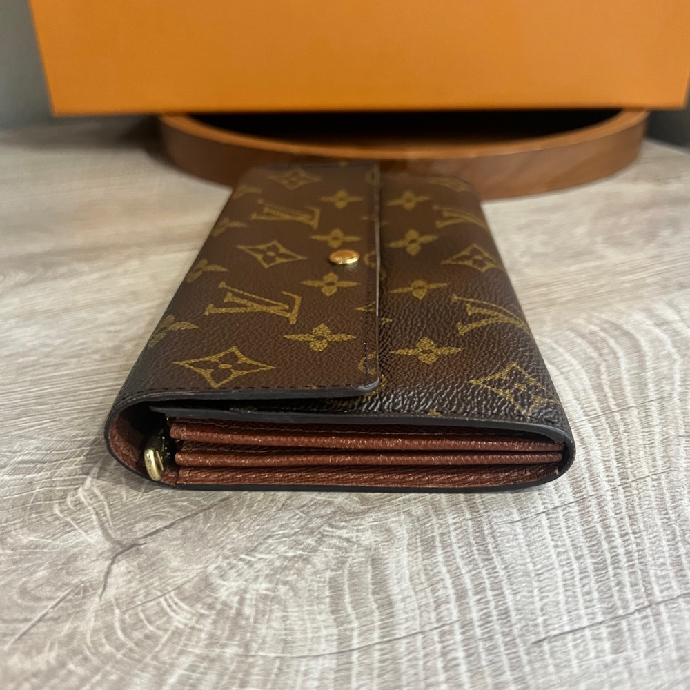 SOLD - Picture 4 of 12
